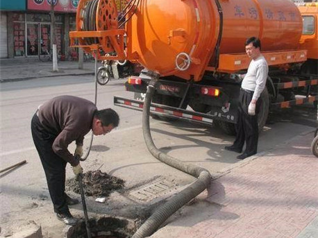 光泽清掏化粪池，健康生活从这里开始